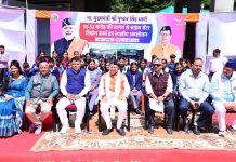 मुख्यमंत्री पुष्कर सिंह धामी ने अधिकारियों को दिए सख्त निर्देश, गुणवत्ता से नहीं होगा समझौता